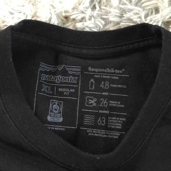 Mens Patagonia Long Sleeve T-Shirt Hiking Outdoors Black Regular Fit Size XL - Picture 2 of 5